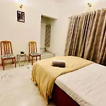 2Bhk Peaceful Row House By Abhibha Stays In Koregaon Park